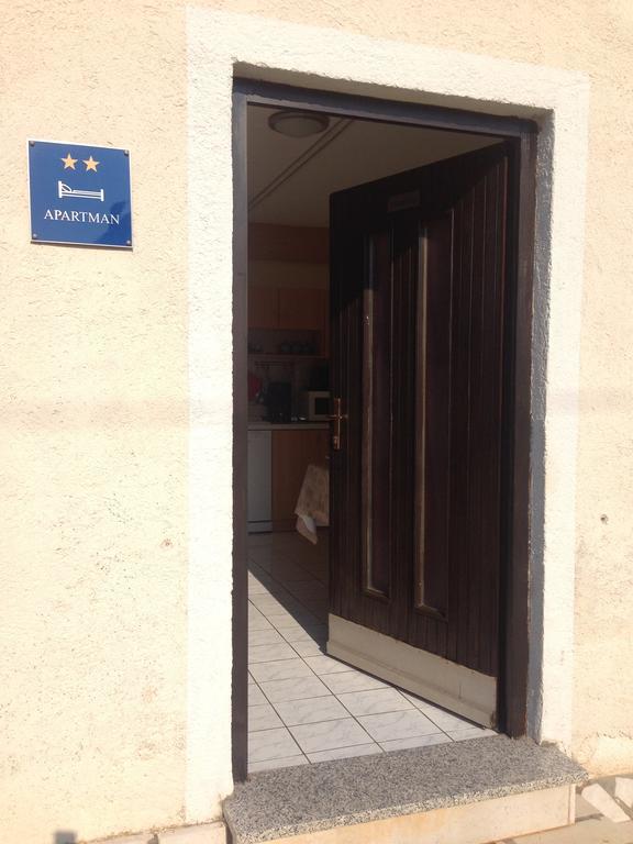 פורץ Apartments Marica מראה חיצוני תמונה